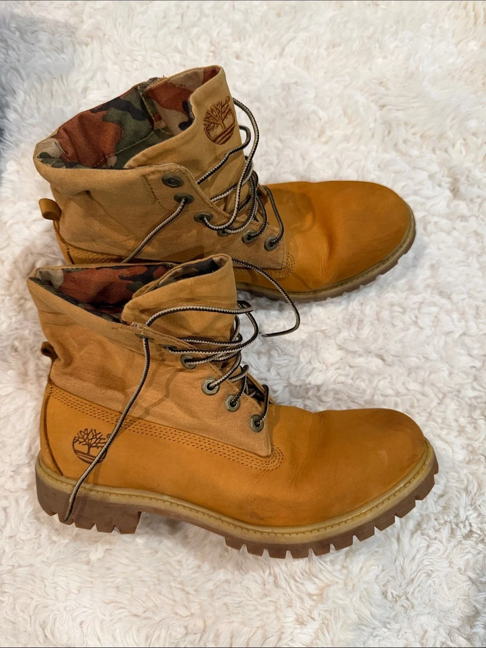 Timberland Wheat/Tan Nubuck Camo-Lined Boots - Picture 1 of 6